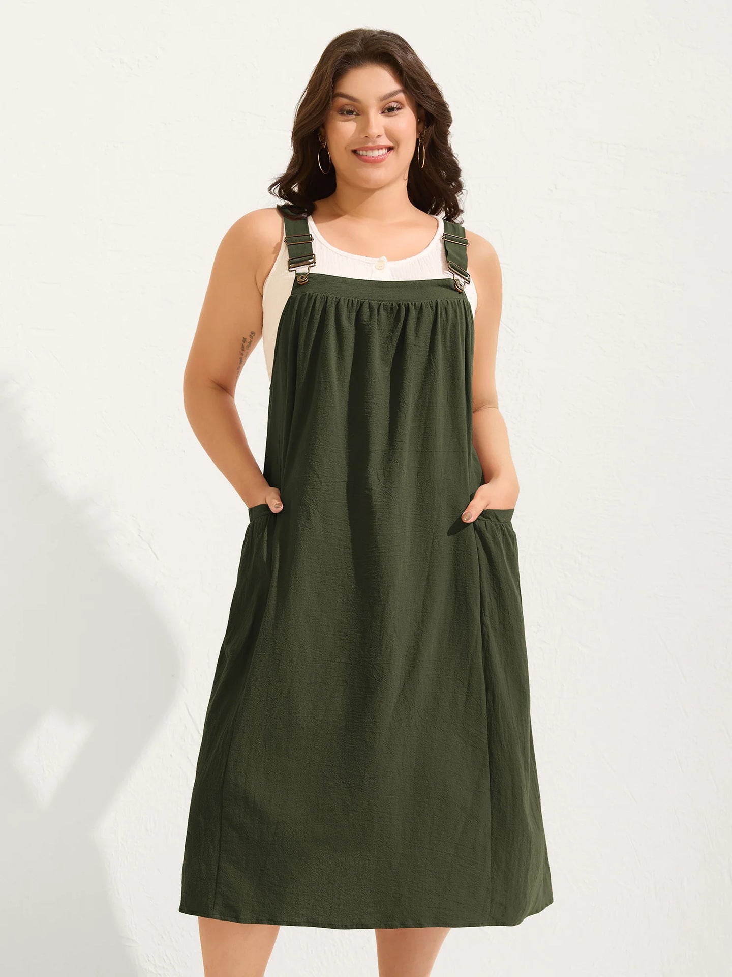 Women's Plus Size Cotton Pleated Pinafore Midi Dress, Sleeveless Relaxed Flowy Fit, Breathable Basic Fabric, Rust Color, Curvy Boho Earthy Summer Vacation Outfit, Sizes M-4X